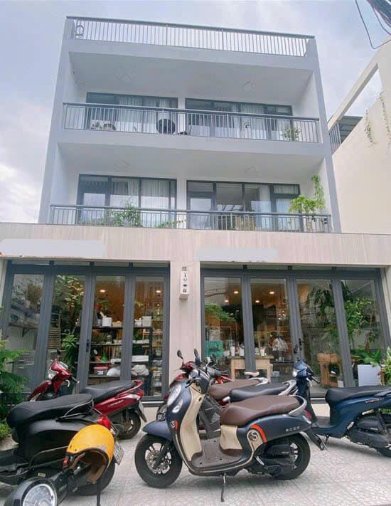 Nhà mặt tiền Chu Văn An